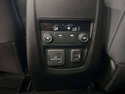Used 2023 Buick Enclave Essence w/ Experience Buick Package AWD/4WD image 44