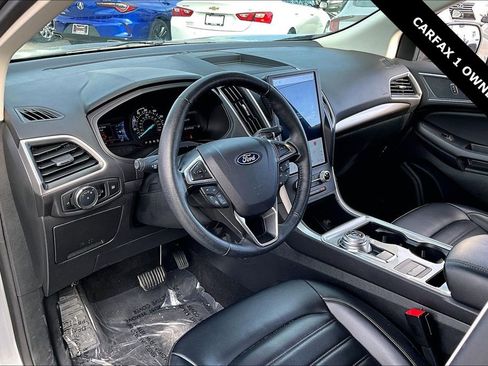 Used 2024 Ford Edge SEL image 16
