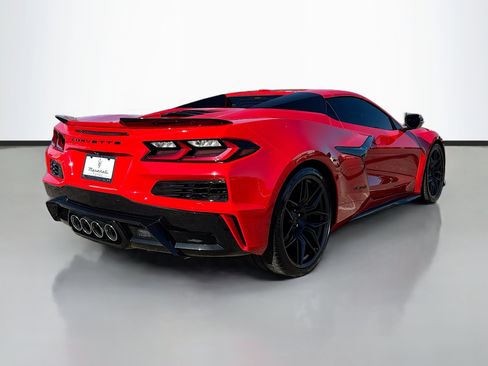 Used 2023 Chevrolet Corvette Z06 image 3
