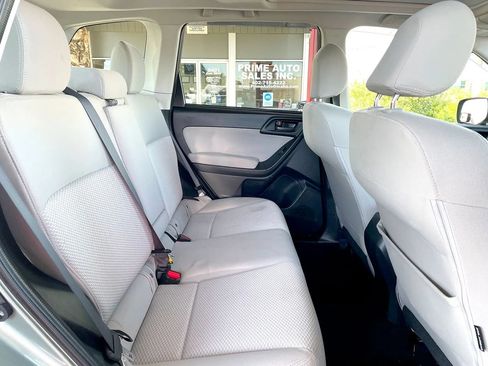 Used 2015 Subaru Forester 2.5i Premium AWD/4WD image 11