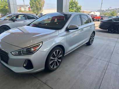 Used 2018 Hyundai Elantra GT w/ Style Package 02