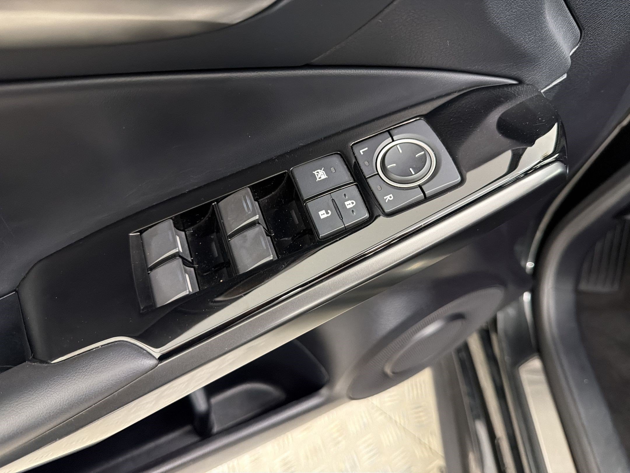 Certified 2024 Lexus IS 300 w/ Comfort Package RWD image 13
