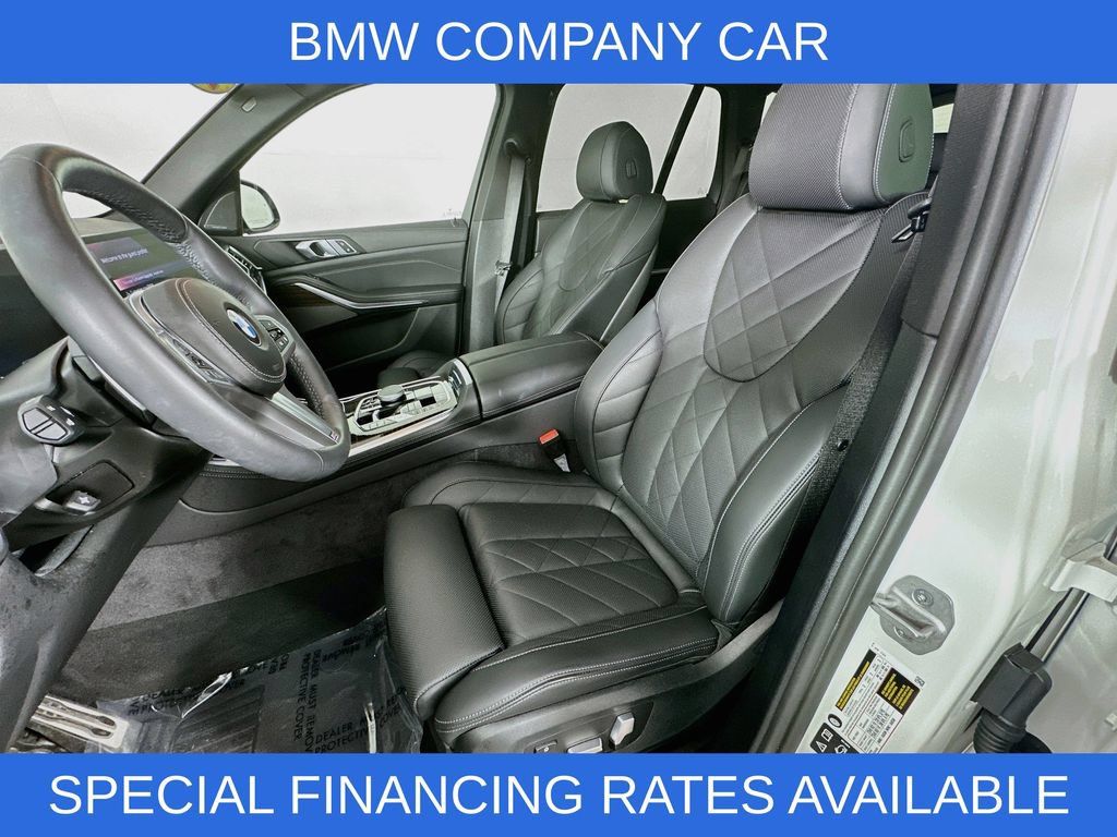 Used 2026 BMW X5 xDrive40i w/ M Sport Package AWD/4WD image 26