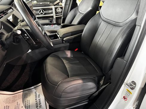 Used 2023 Land Rover Range Rover SE AWD/4WD image 9