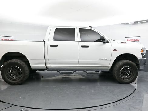 Used 2019 RAM 2500 Tradesman w/ Towing Technology Group image 9