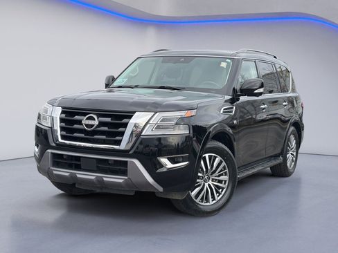 Used 2021 Nissan Armada SL w/ Captain's Chairs Package image 2