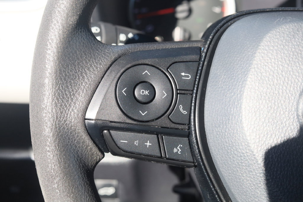 Certified 2021 Toyota RAV4 XLE w/ Convenience Package AWD/4WD image 9