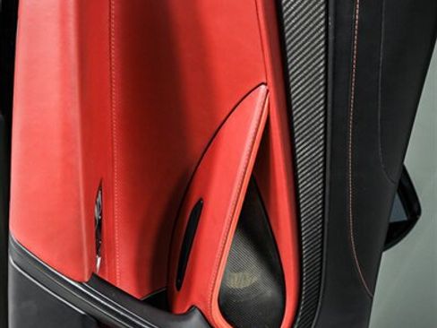 Used 2018 McLaren 720S RWD image 15
