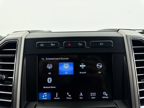 Used 2017 Ford F250 Lariat w/ Lariat Ultimate Package AWD/4WD image 21
