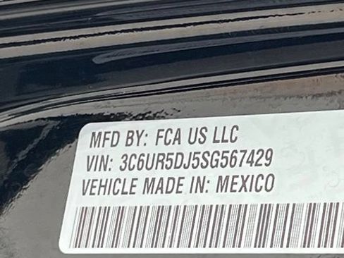 Used 2025 RAM 2500 Big Horn AWD/4WD image 34