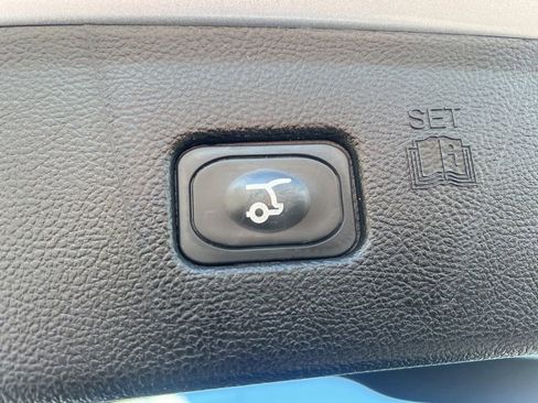 Used 2023 Ford Edge Titanium AWD/4WD image 15