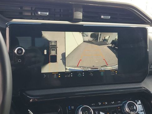 Used 2023 GMC Sierra 1500 AT4 w/ AT4 Preferred Package image 28