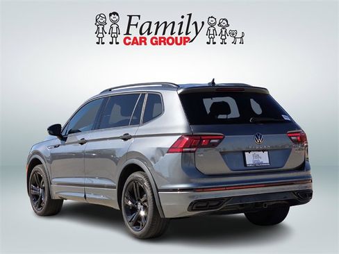 Used 2024 Volkswagen Tiguan SE R-Line image 6