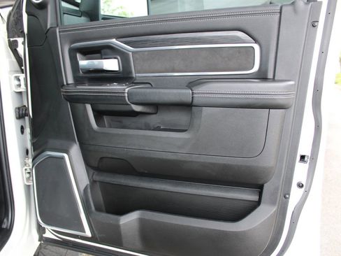 Used 2023 RAM 2500 Laramie AWD/4WD image 45