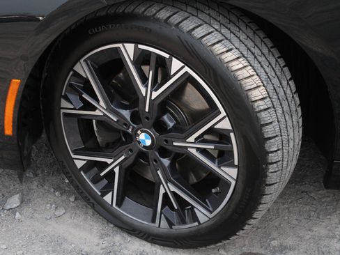 Used 2025 BMW 228i xDrive AWD/4WD image 19