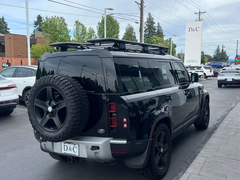 Used 2020 Land Rover Defender 110 SE AWD/4WD image 2