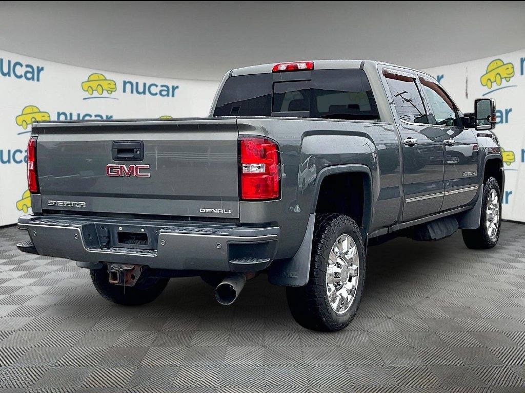 Used 2018 GMC Sierra 2500 Denali w/ Duramax Plus Package AWD/4WD image 6