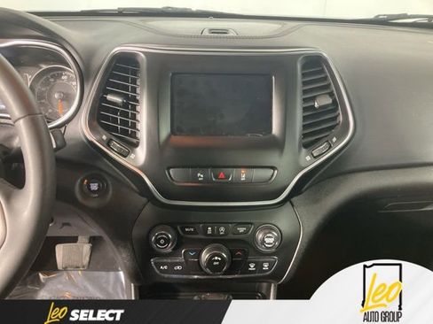 Used 2021 Jeep Cherokee Latitude Lux AWD/4WD image 15