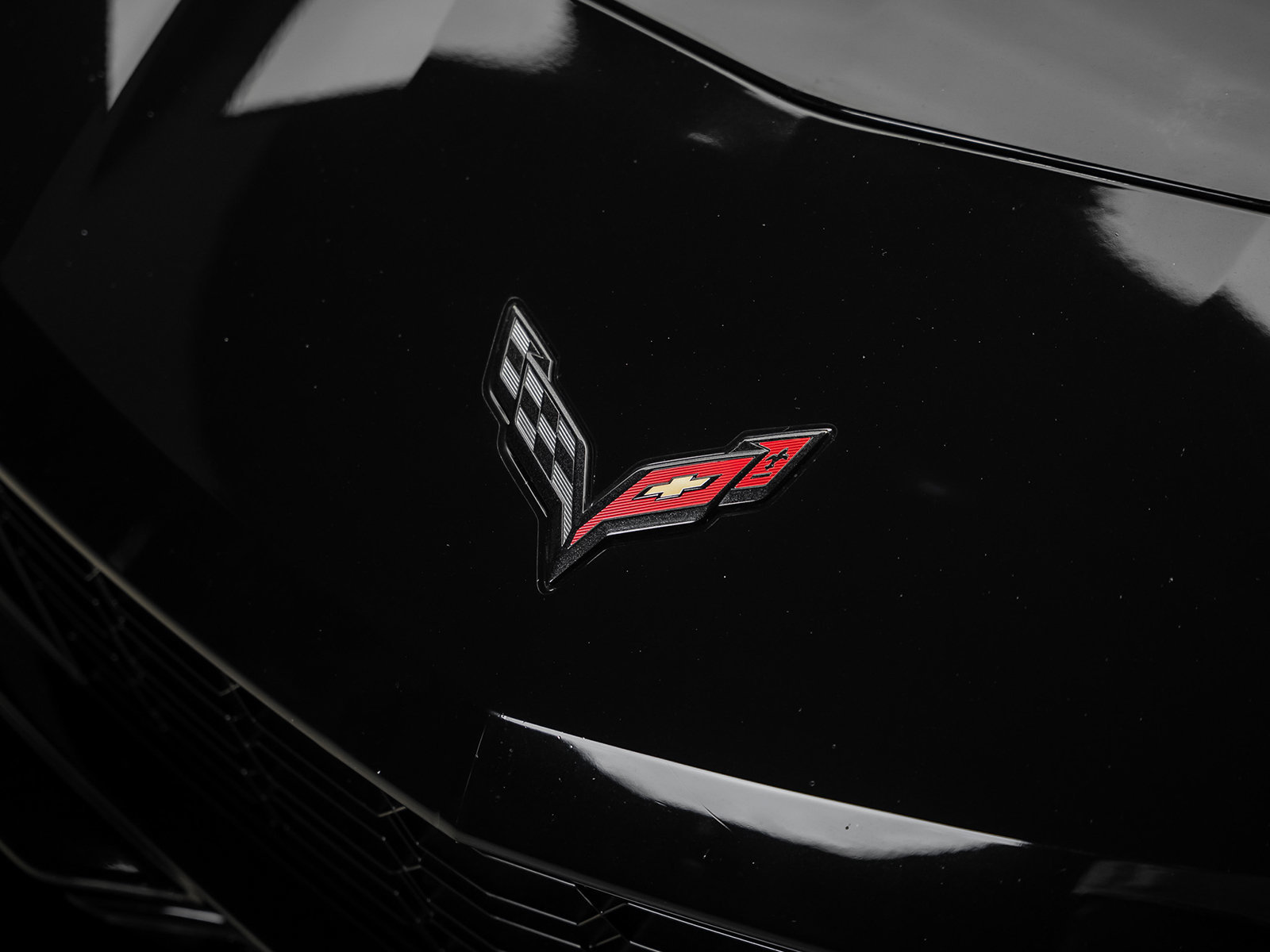 Used 2019 Chevrolet Corvette Grand Sport w/ Carbon Flash Badge Package RWD image 5