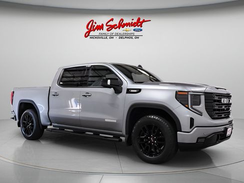 Used 2024 GMC Sierra 1500 Elevation w/ Elevation Premium Package AWD/4WD image 1