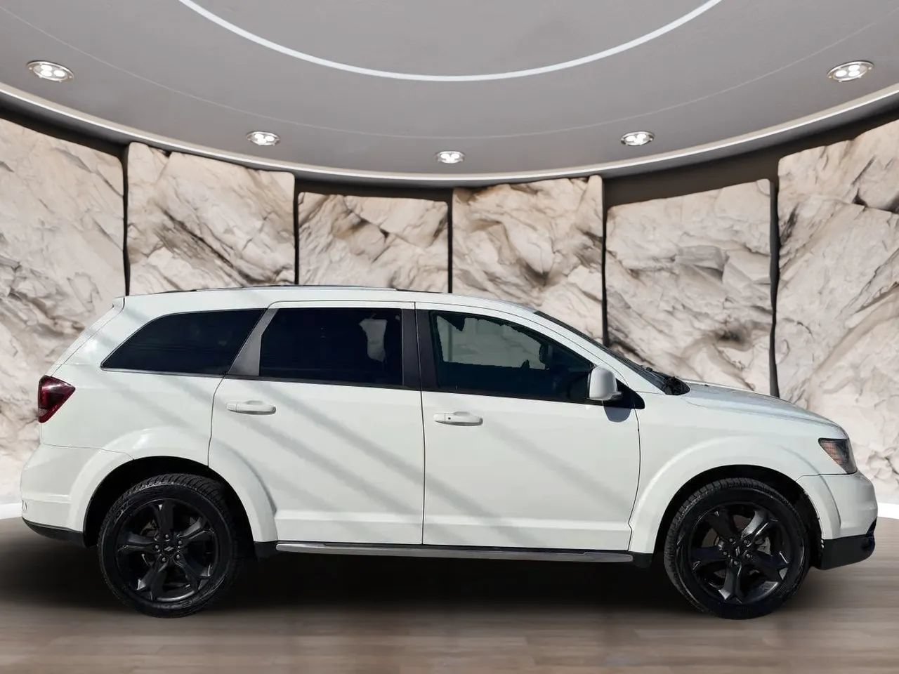 Used 2020 Dodge Journey Crossroad FWD image 8