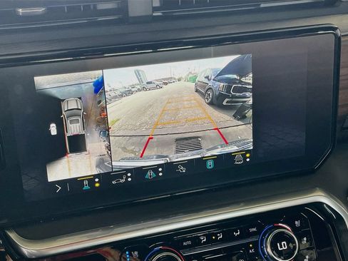 Used 2023 GMC Sierra 1500 Denali Ultimate AWD/4WD image 14