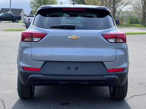New 2026 Chevrolet TrailBlazer LS FWD image 32