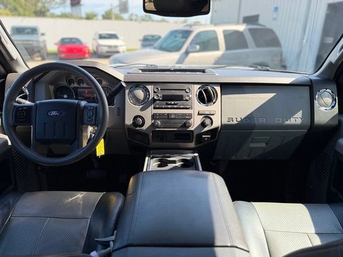 Used 2013 Ford F250 XLT w/ XLT Premium Pkg AWD/4WD image 26