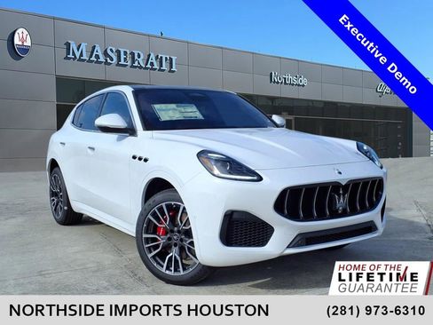 New 2025 Maserati Grecale GT image 1