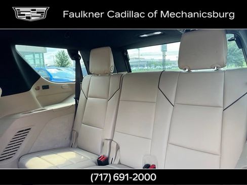 Used 2023 Cadillac Escalade Premium Luxury RWD image 17