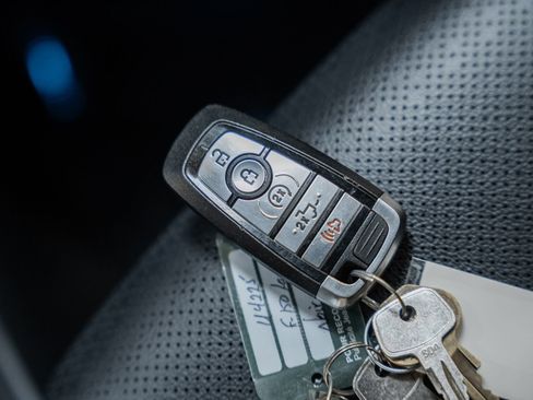 Used 2022 Ford F150 Lariat image 50