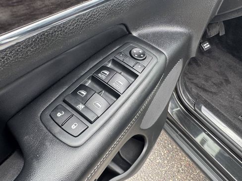 Used 2014 Jeep Grand Cherokee Limited AWD/4WD image 14