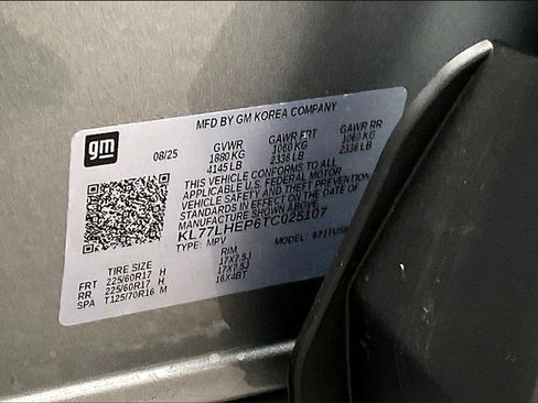 New 2026 Chevrolet Trax LT image 9