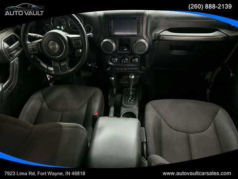 Used 2014 Jeep Wrangler Unlimited Sport w/ Connectivity Group image 9