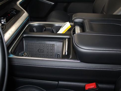 New 2025 Ford Expedition Platinum w/ Stealth Performance Package image 55