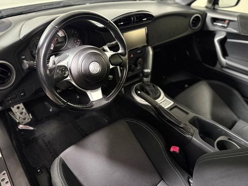 Used 2017 Toyota 86 860 Special Edition RWD image 18