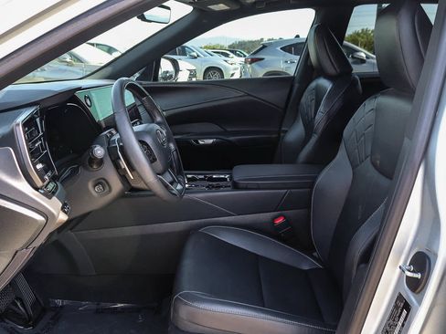 Used 2025 Lexus RX 350 Premium w/ Convenience Package FWD image 20