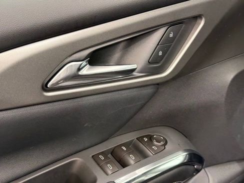 New 2026 Chevrolet Traverse LT image 15