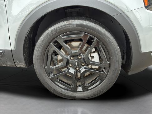 Used 2024 Kia Telluride EX X-Line AWD/4WD image 32