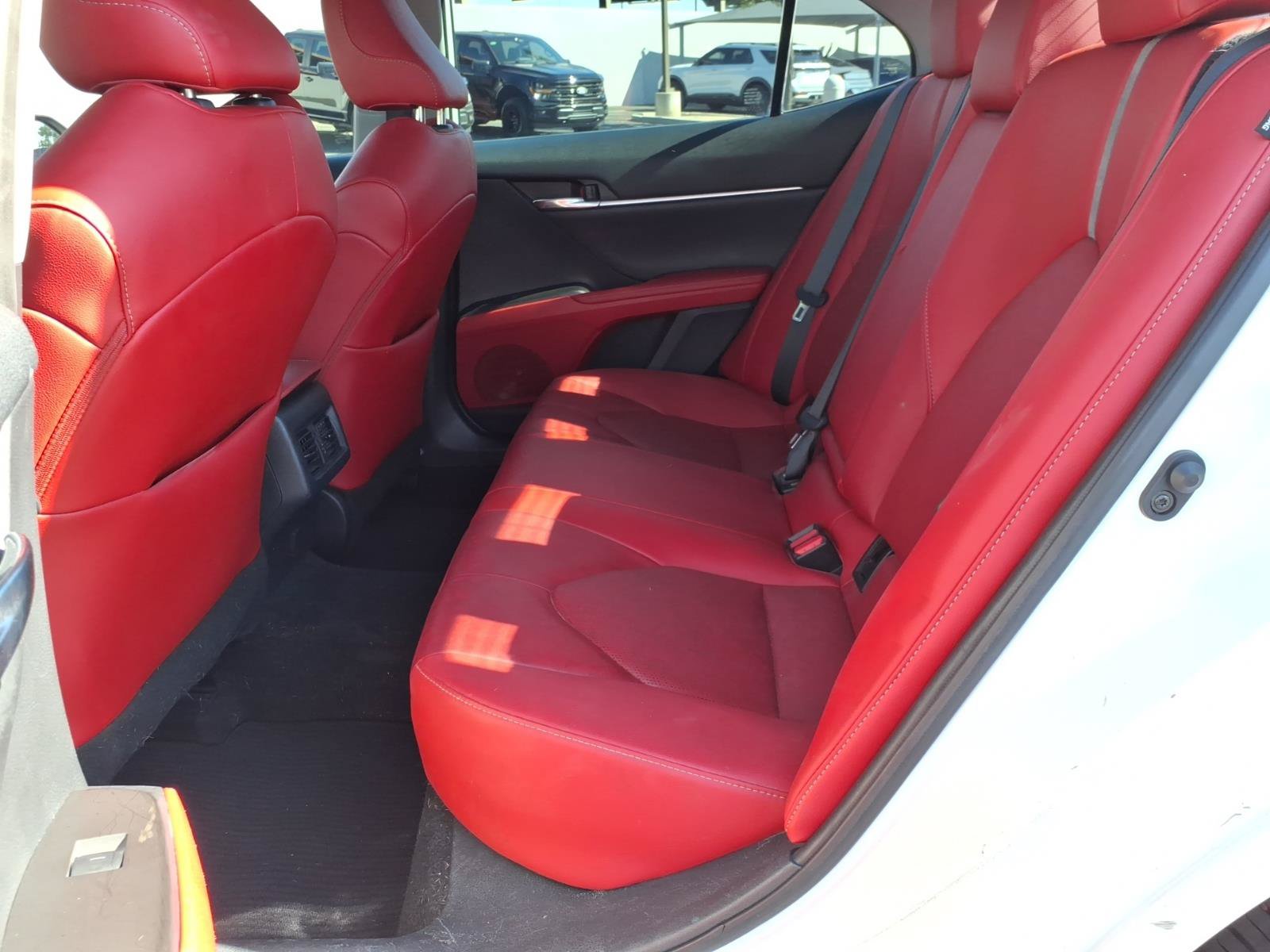 Used 2022 Toyota Camry XSE w/ Navigation Package FWD image 16