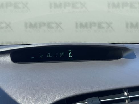 Used 2011 Toyota Prius Two image 19