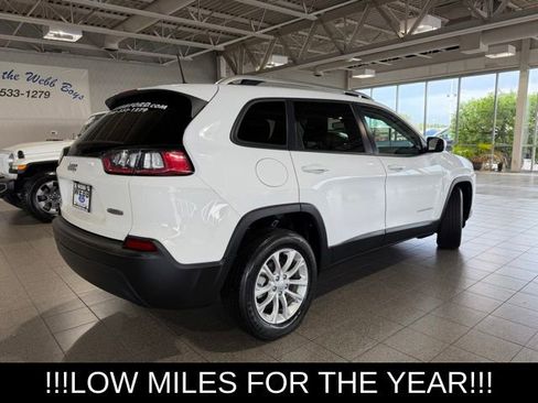 Used 2021 Jeep Cherokee Latitude FWD image 9