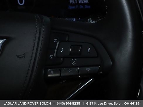 Used 2022 Cadillac Escalade Sport Platinum w/ LPO, ONYX Package AWD/4WD image 23