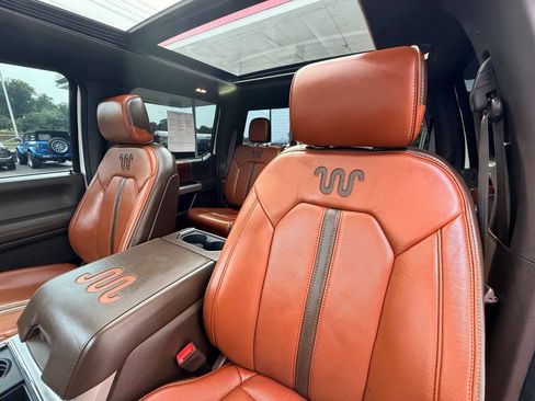 Used 2022 Ford F450 King Ranch w/ King Ranch Ultimate Package AWD/4WD image 34