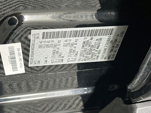 Used 2024 Nissan Rogue SV FWD image 12