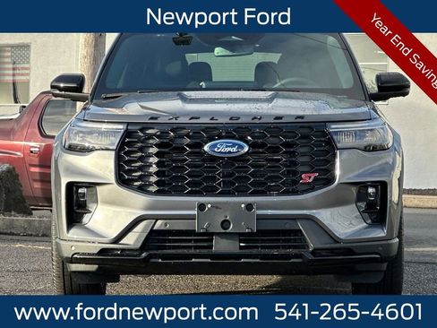 New 2026 Ford Explorer ST w/ Sun And Sound Package image 9