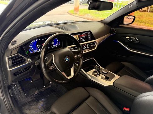 Used 2021 BMW 330i Sedan RWD image 7