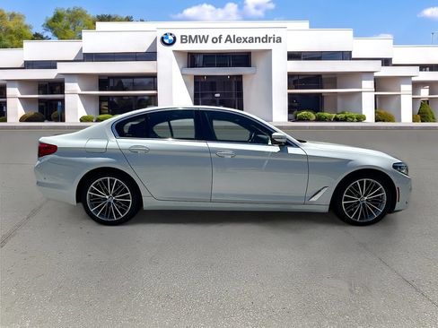 Used 2019 BMW 530i xDrive w/ Premium Package AWD/4WD image 8