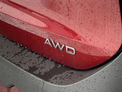 Used 2025 Nissan Kicks SV w/ SV Premium Package image 29