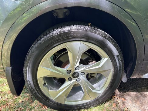 Certified 2022 Audi Q5 2.0T Premium Plus AWD/4WD image 19